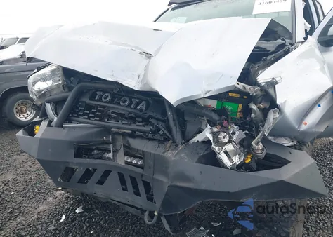 2017 Toyota Tacoma Trd Off Road from USA, damaged, VIN 3TMCZ5AN4HM093205